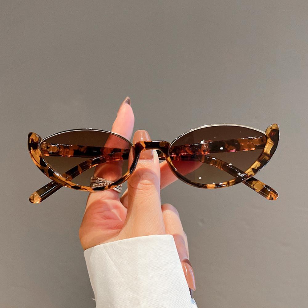 Kacamata Hitam Vintage Kecil M - Sunglasses Cat Eye ulasan dan harga